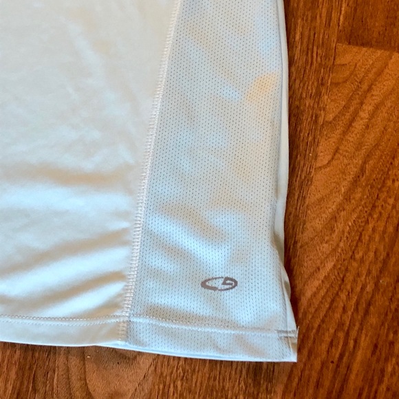 Light blue dri fit t-shirt - Picture 2 of 5